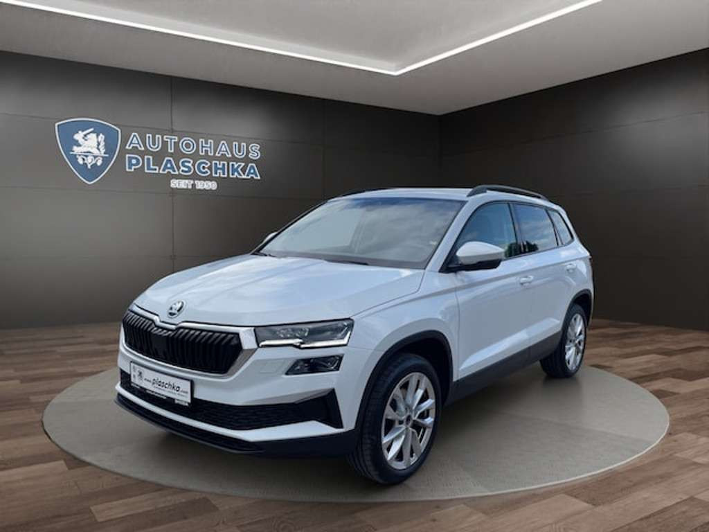 Skoda Karoq 2023 Benzine
