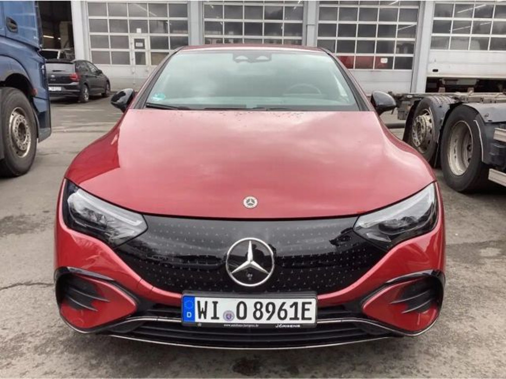 Mercedes-Benz EQE