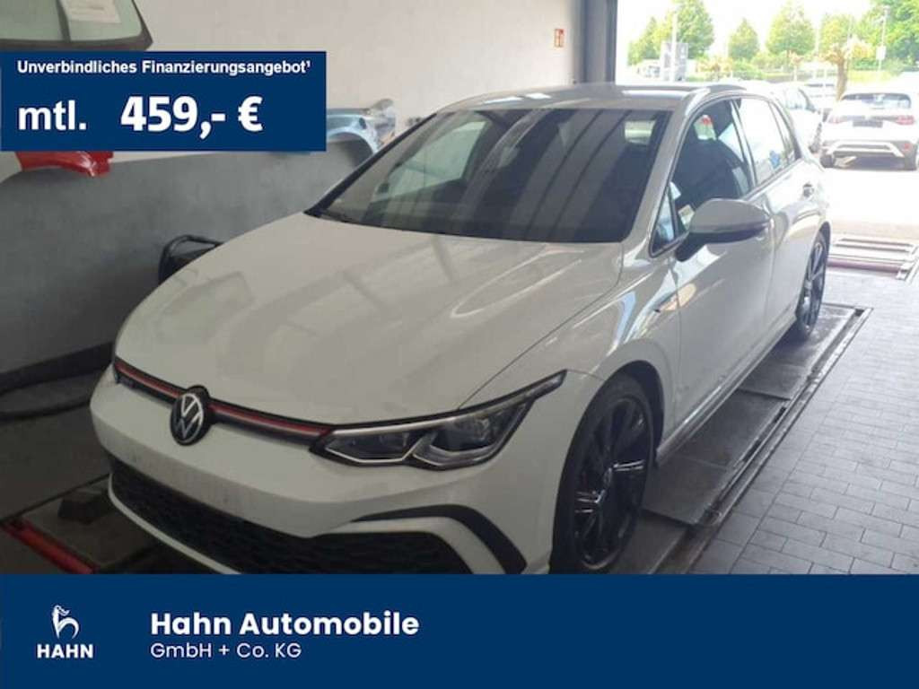 Volkswagen Golf 2023 Benzine