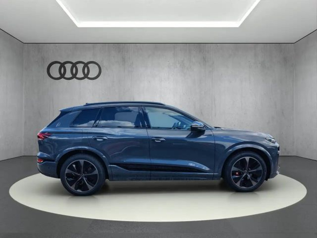 Audi SQ6 e-tron