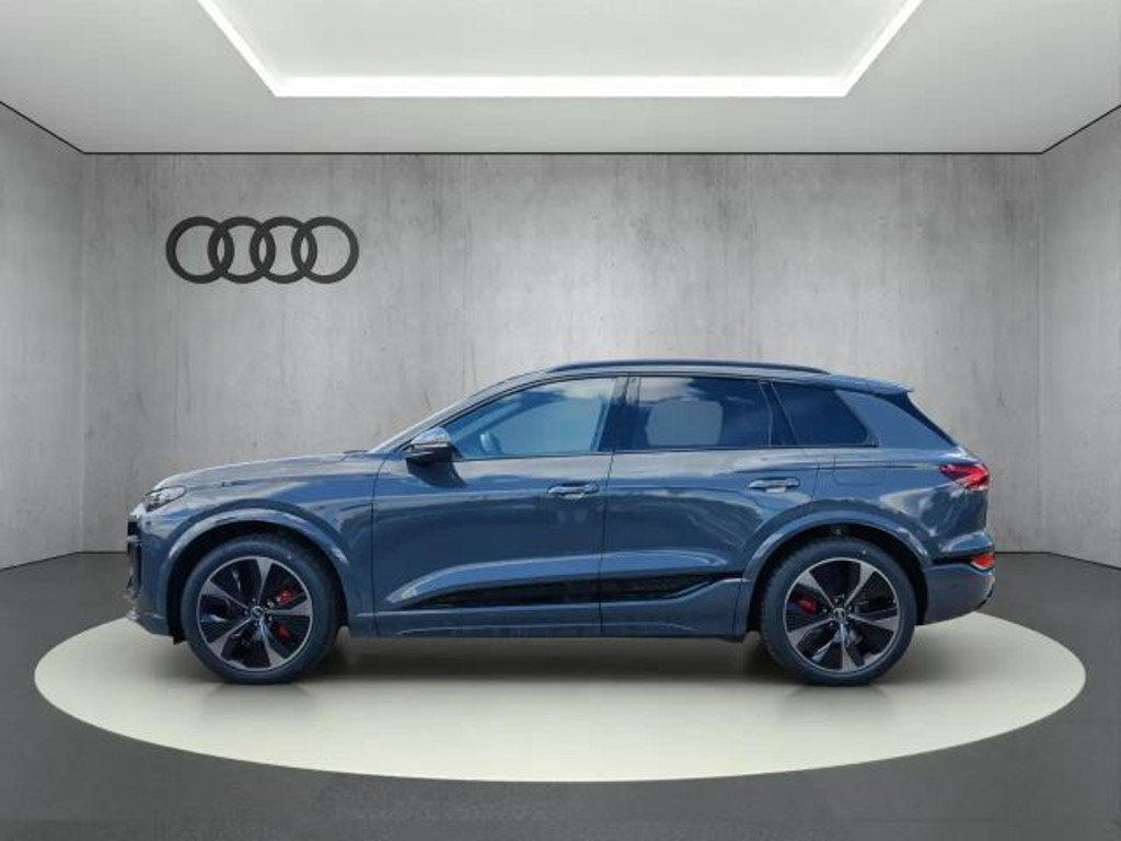 Audi SQ6 e-tron