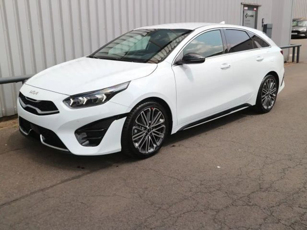 Kia ProCeed 2025 Benzine