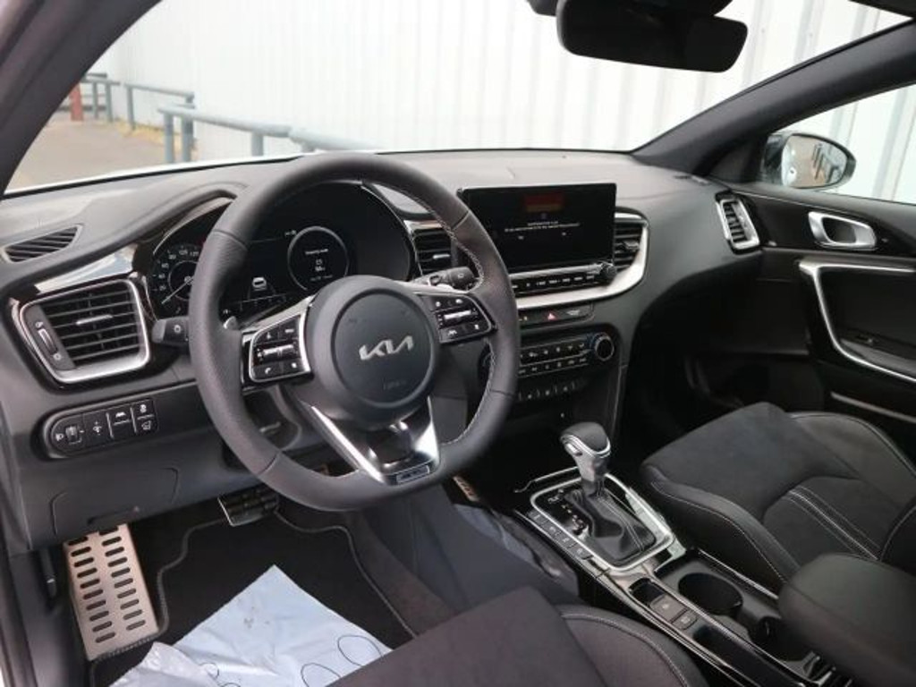 Kia ProCeed