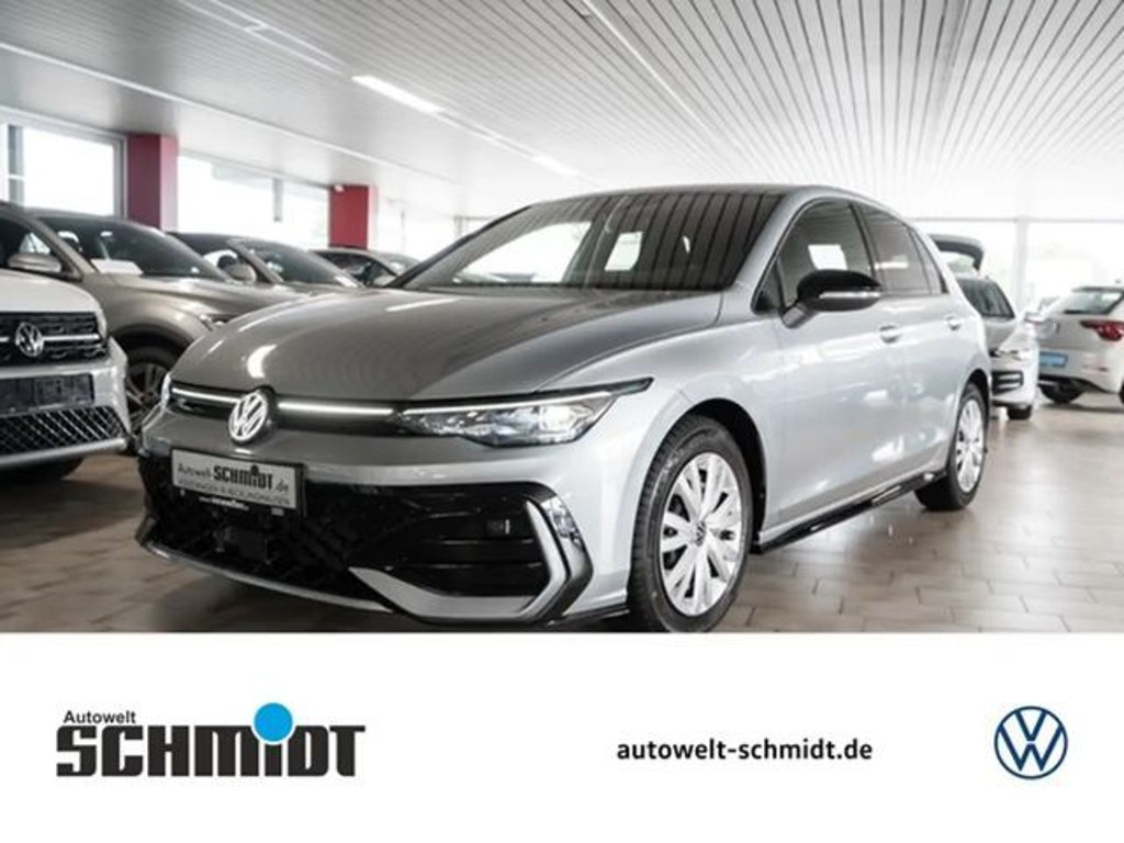 Volkswagen Golf 2024 Benzine