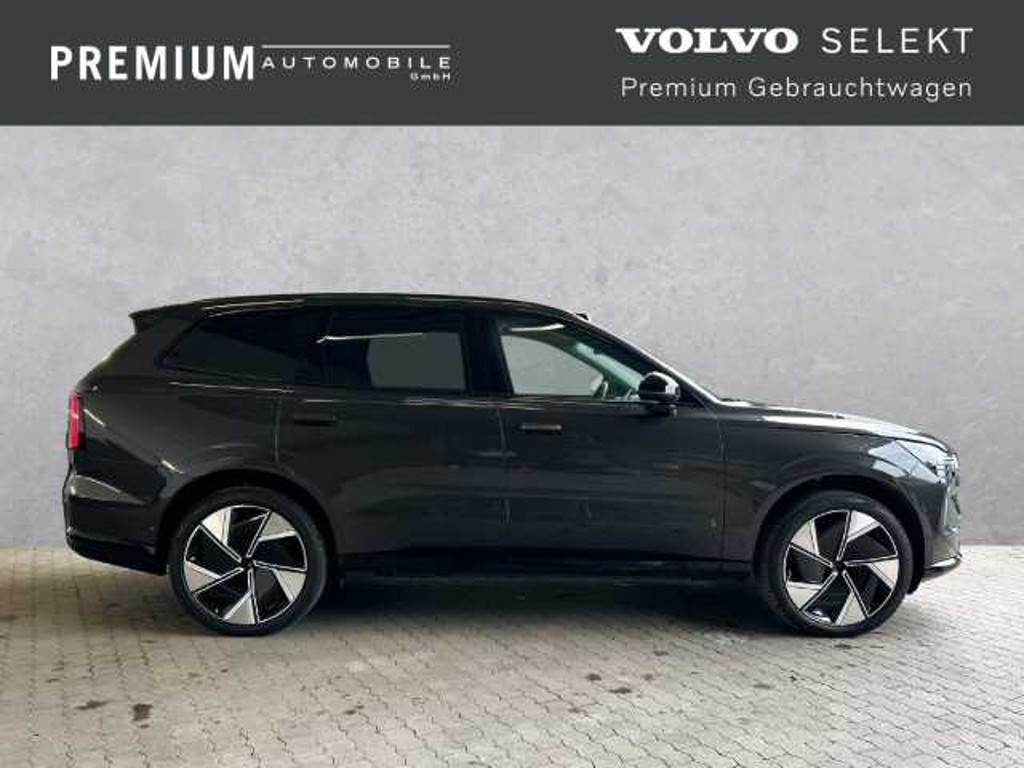 Volvo EX90