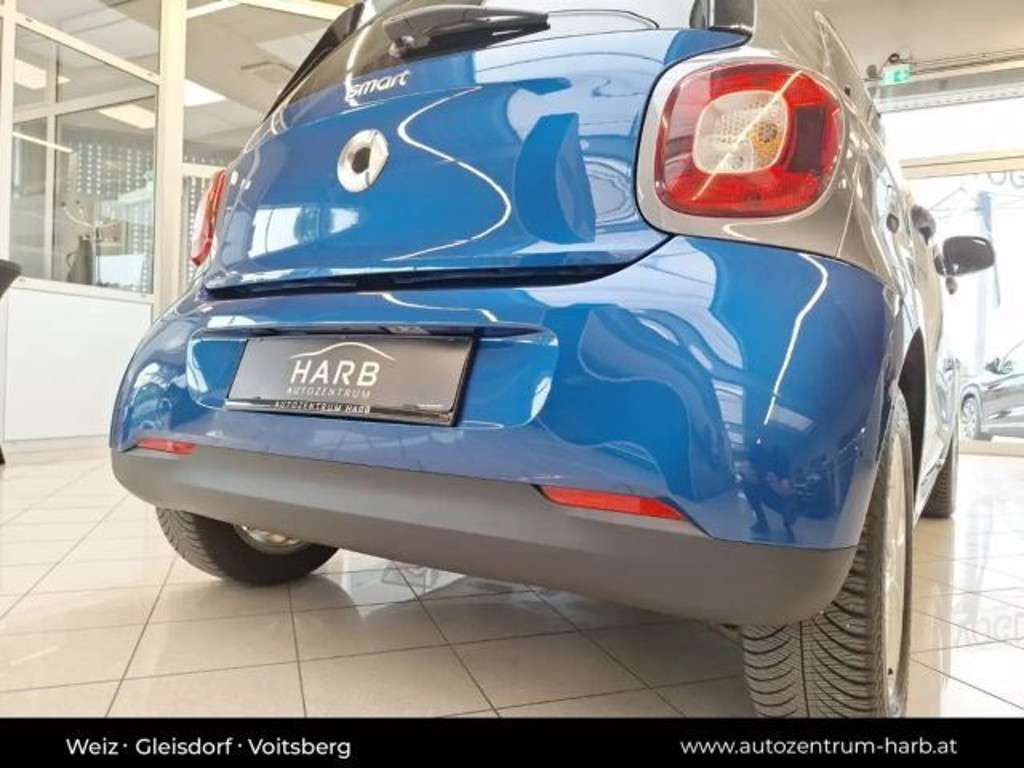 Smart EQ forfour