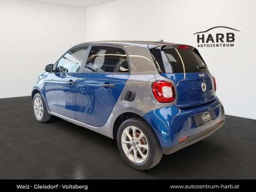 Smart EQ forfour