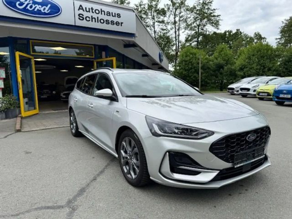 Ford Focus 2023 Benzine