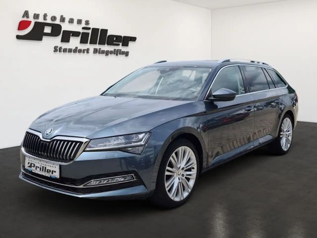 Skoda Superb 2022 Benzine