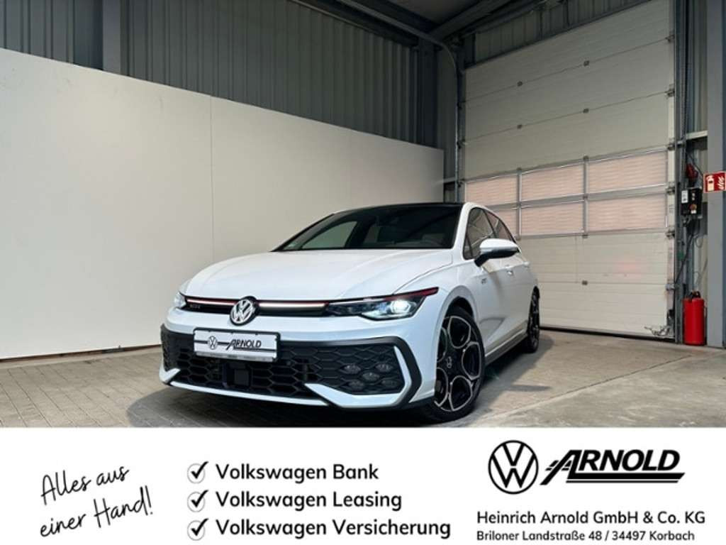 Volkswagen Golf 2024 Benzine