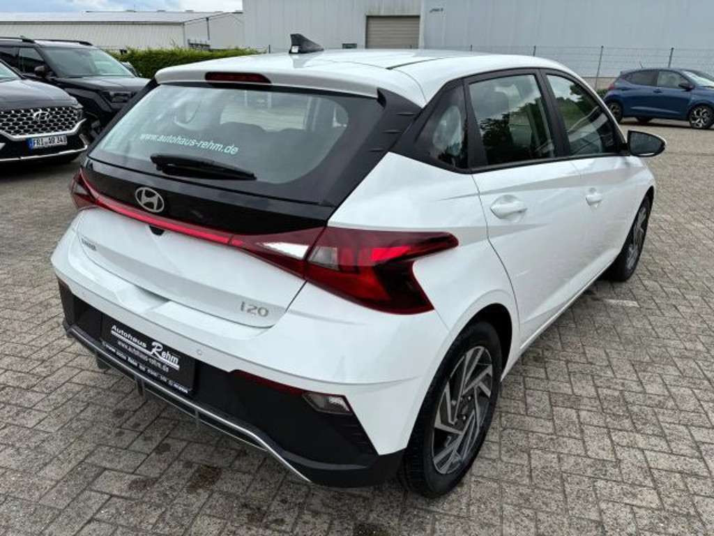 Hyundai i20