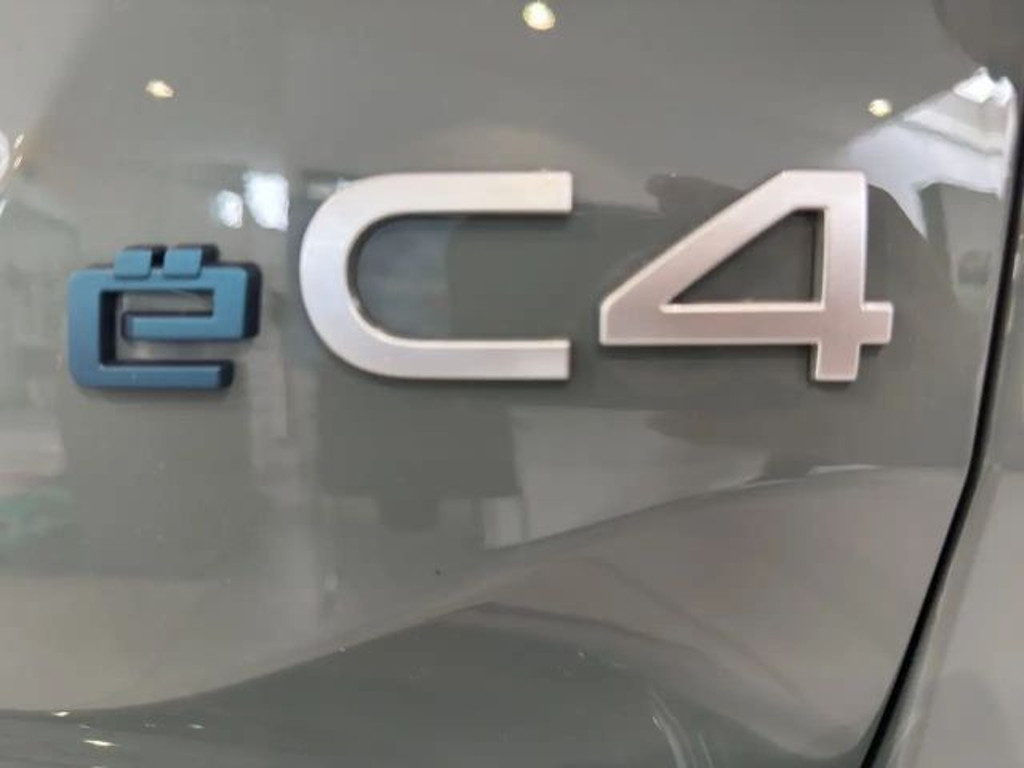 Citroën Ë-C4