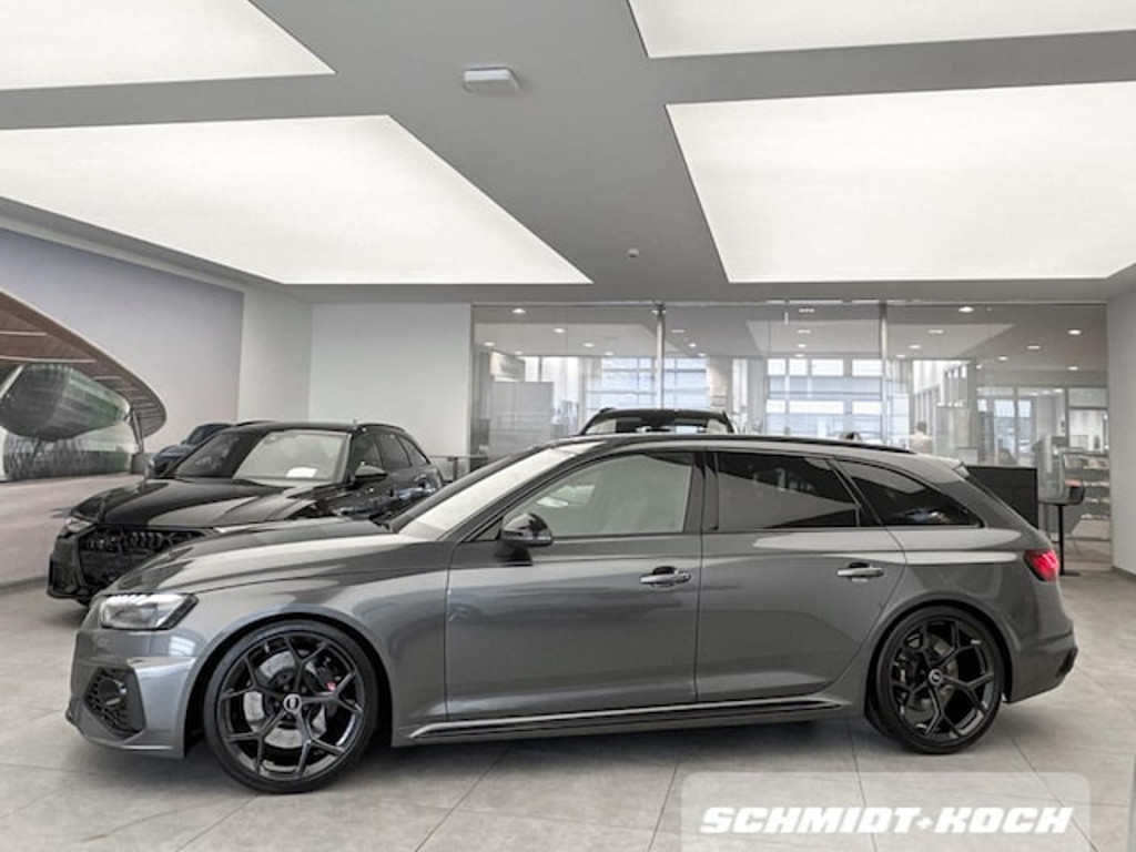 Audi RS4