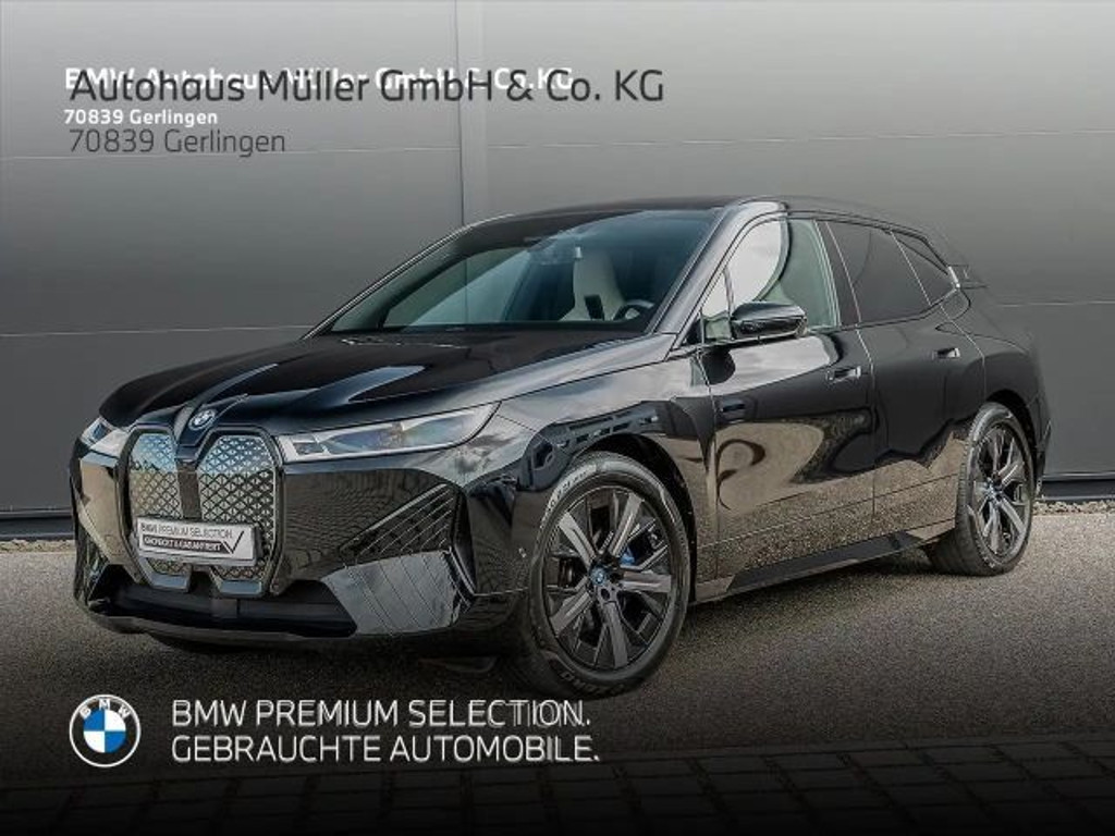 BMW iX