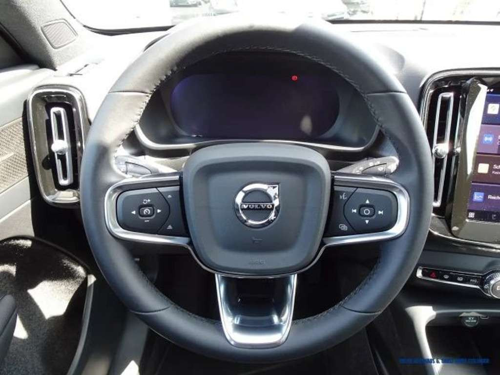 Volvo C40