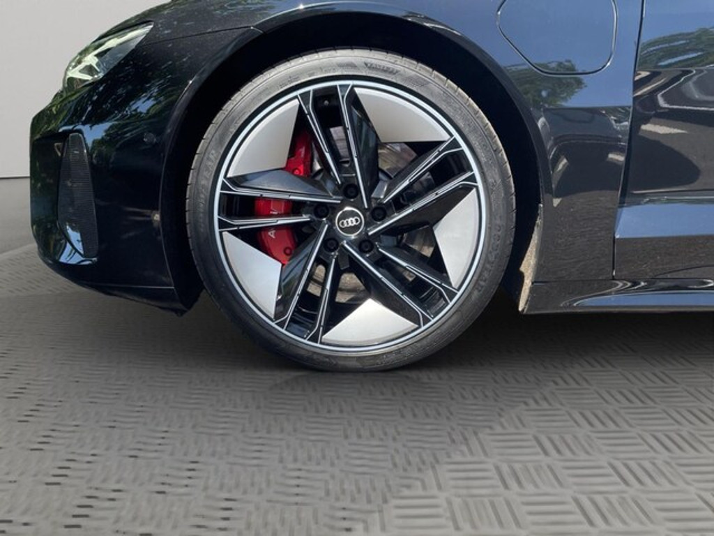 Audi RS e-tron GT