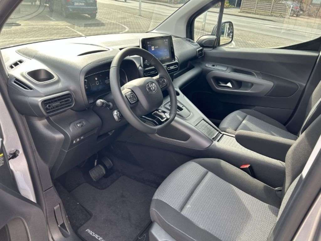 Toyota Proace City EV