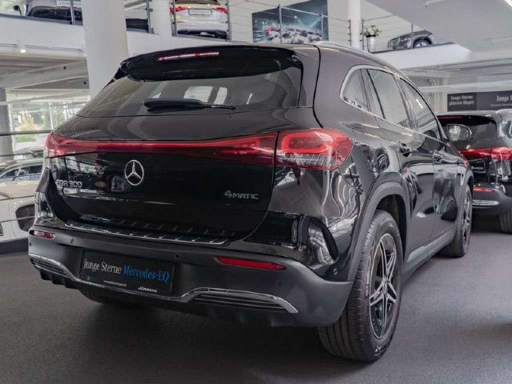 Mercedes-Benz EQA