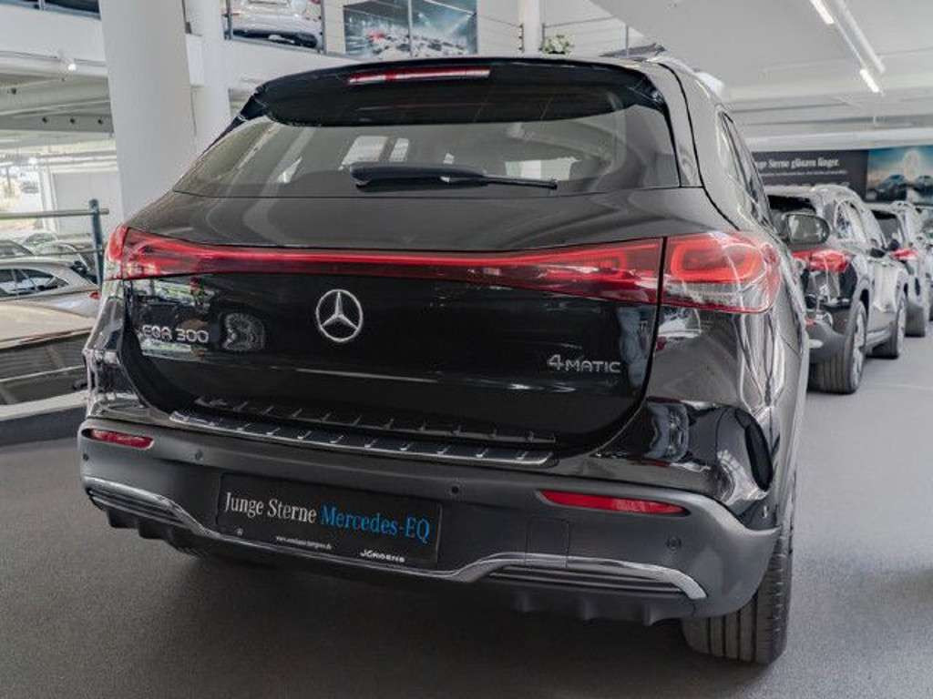 Mercedes-Benz EQA