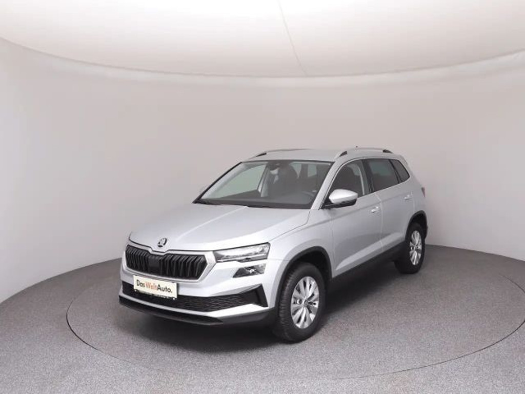 Skoda Karoq 2025 Benzine