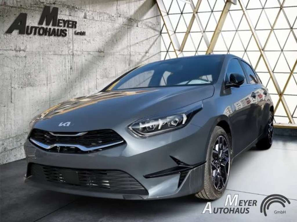 Kia Ceed 2025 Benzine