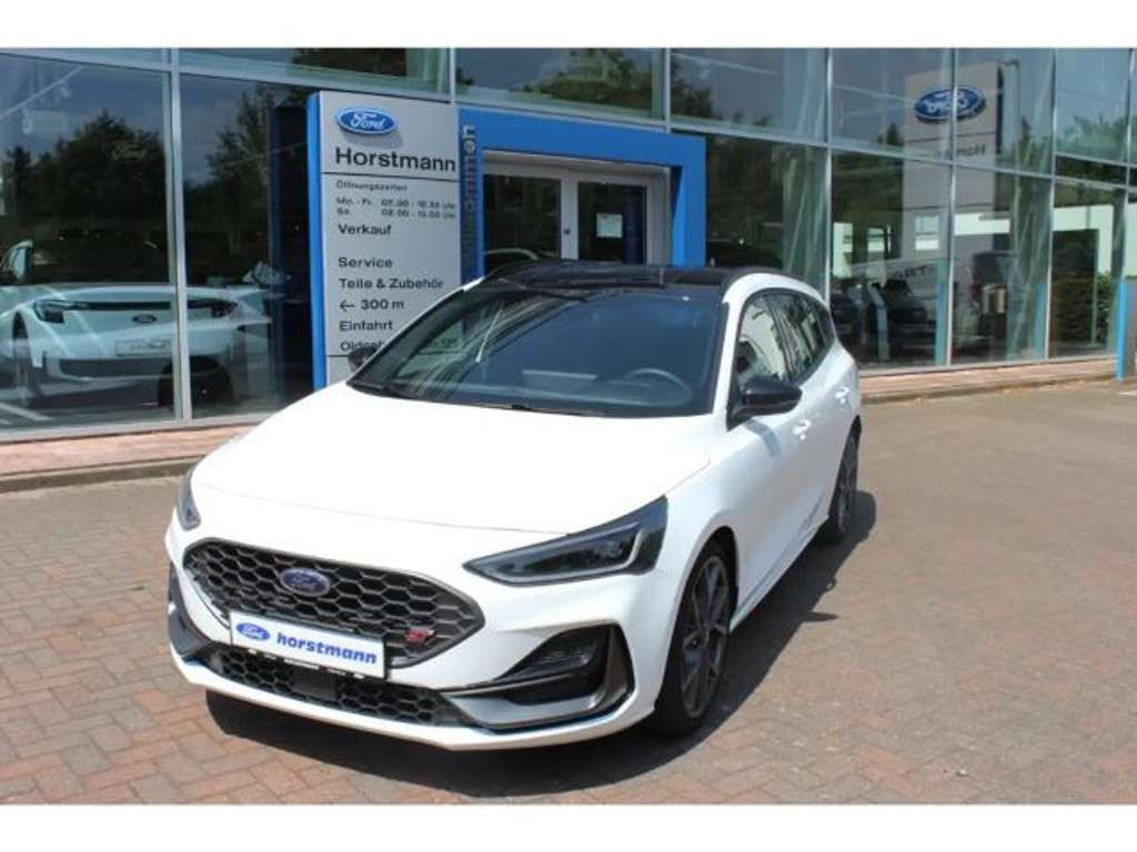 Ford Focus 2023 Benzine