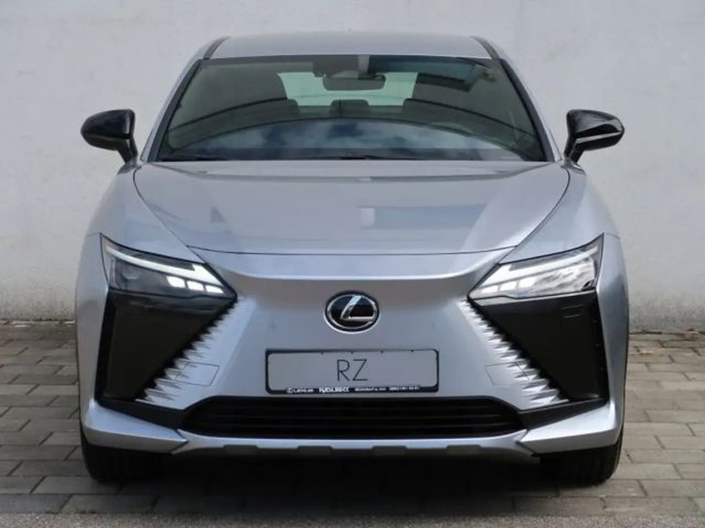 Lexus RZ