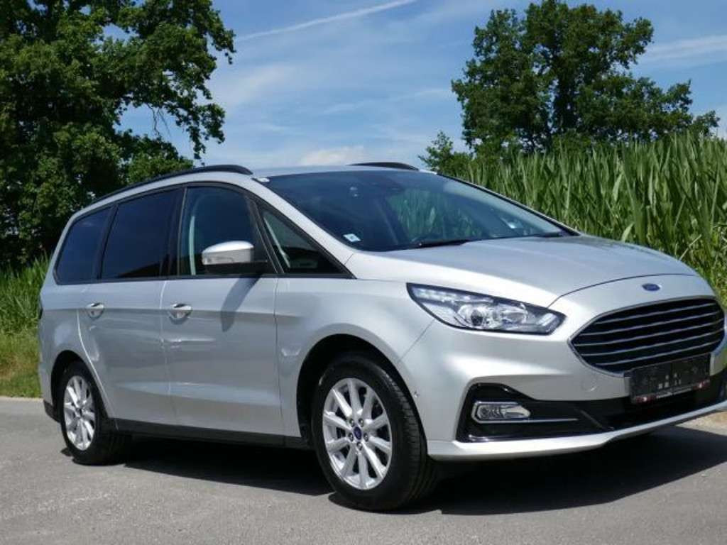 Ford Galaxy 2022 Hybride Benzine