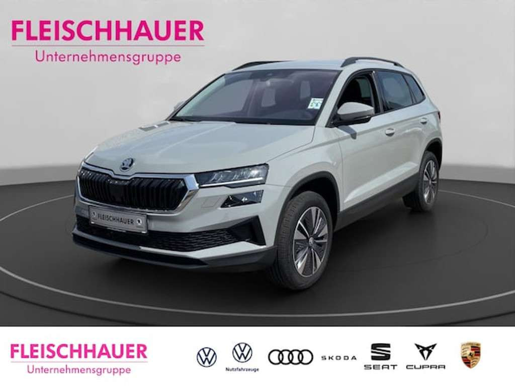 Skoda Karoq 2025 Benzine