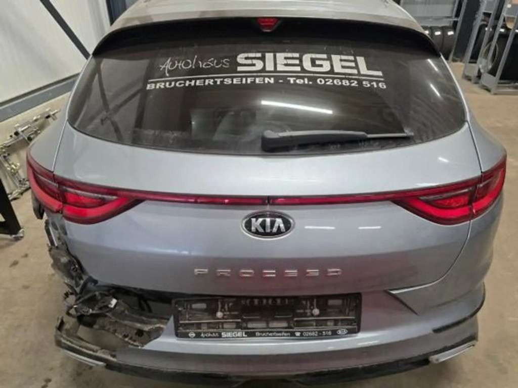 Kia ProCeed