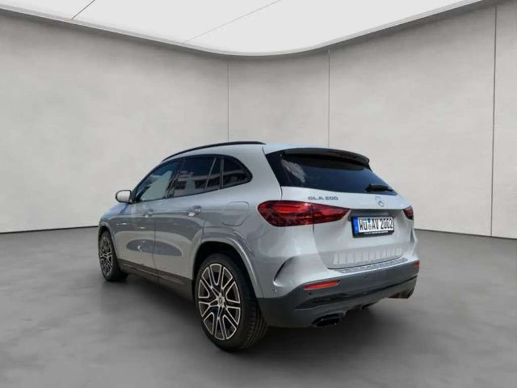 Mercedes-Benz GLA-Klasse