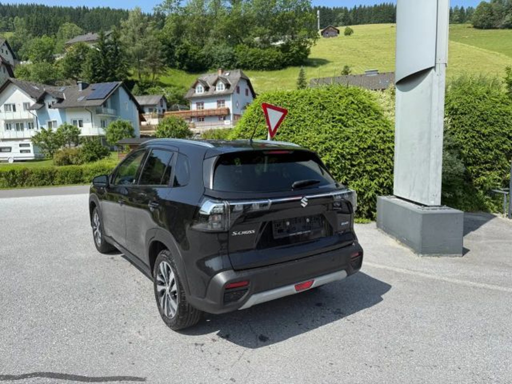Suzuki S-Cross