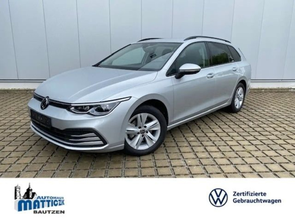 Volkswagen Golf 2022 Benzine