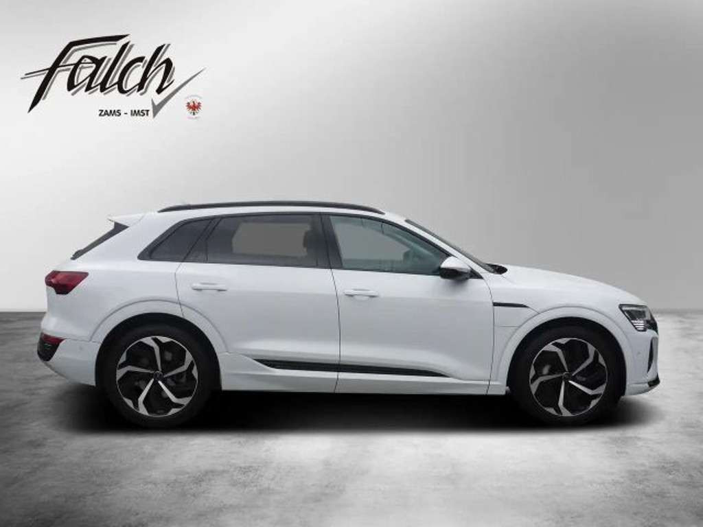 Audi Q8 e-tron