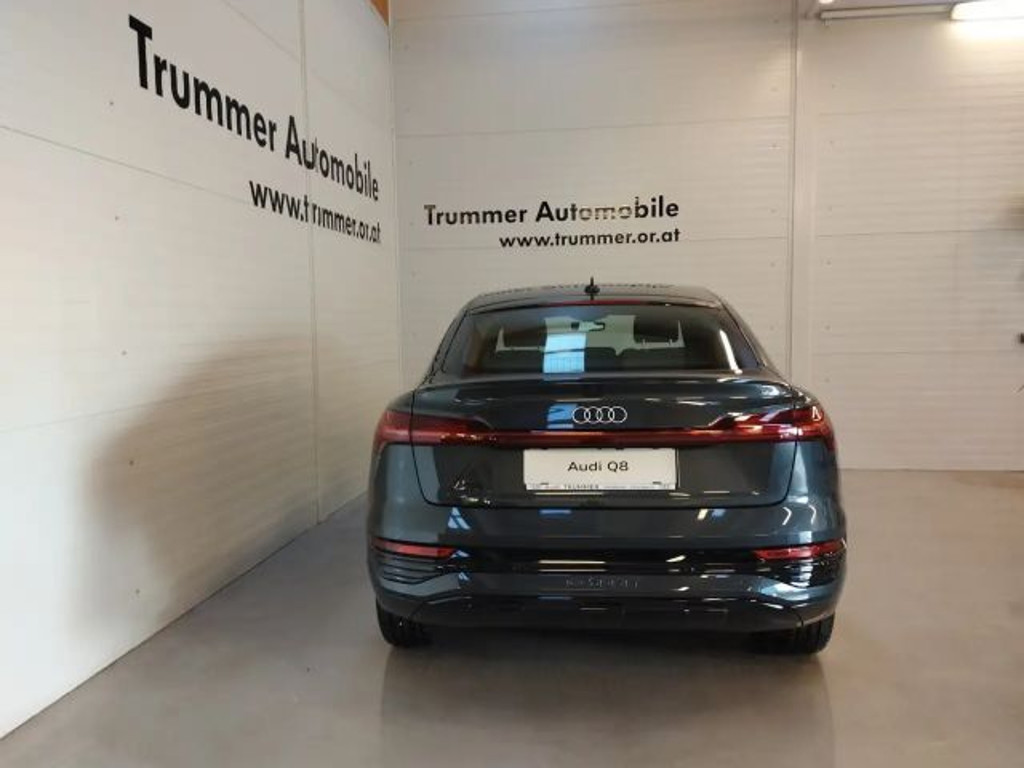 Audi Q8 e-tron