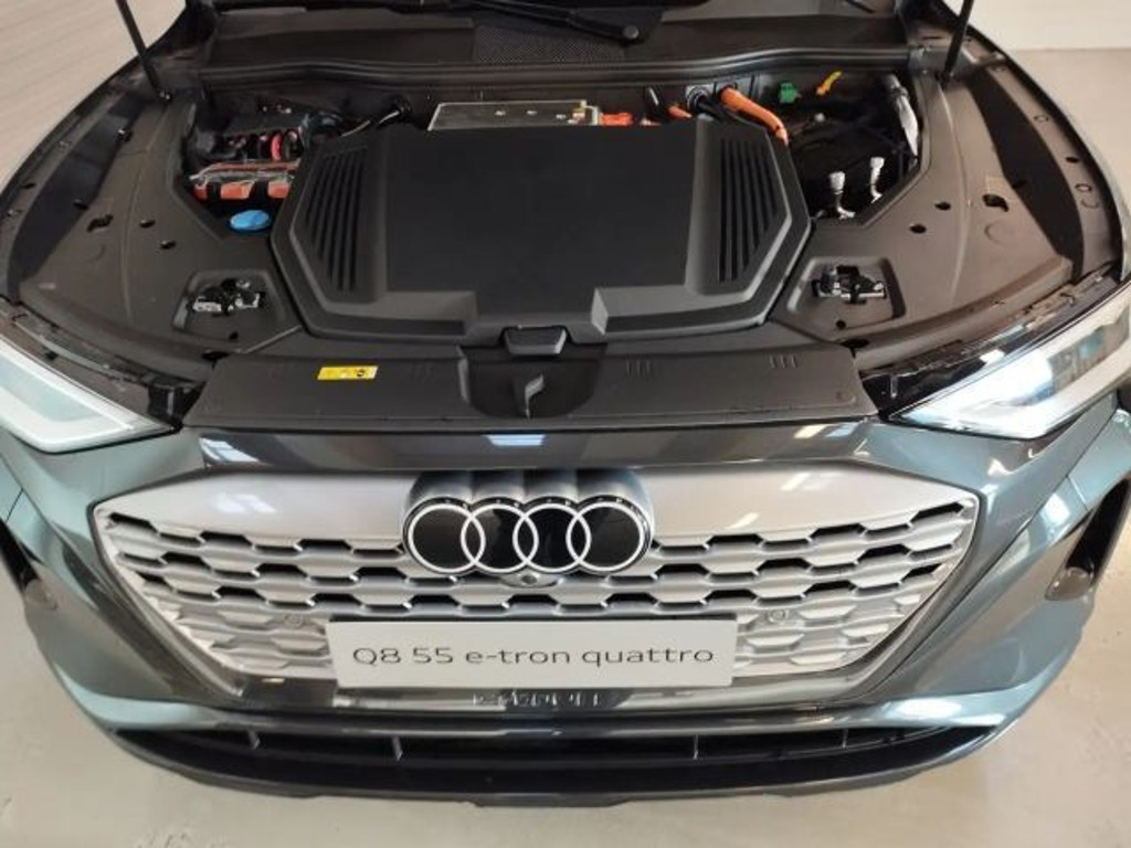 Audi Q8 e-tron