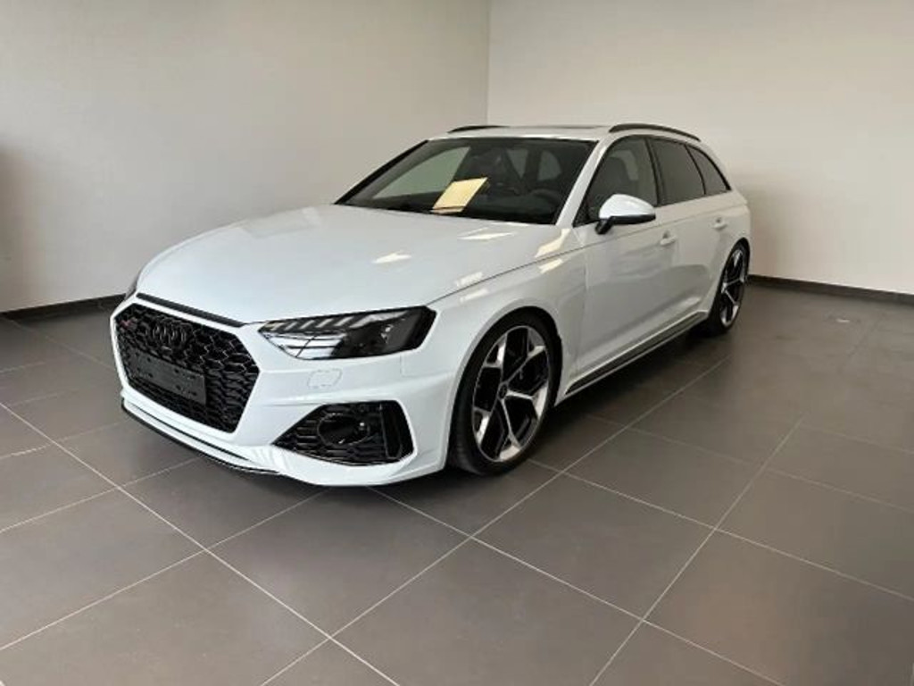 Audi RS4
