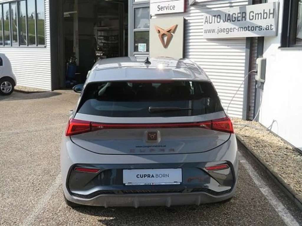Cupra Born