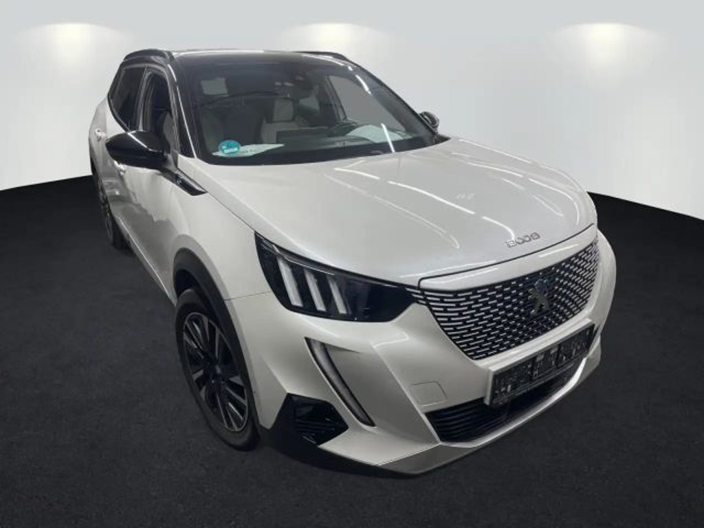 Peugeot e-2008