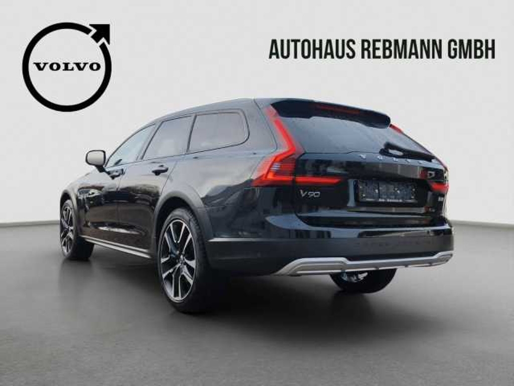 Volvo V90 Cross Country