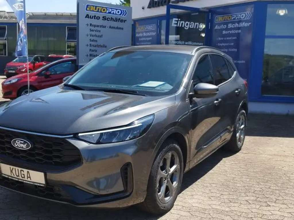 Ford Kuga 2025 Benzine