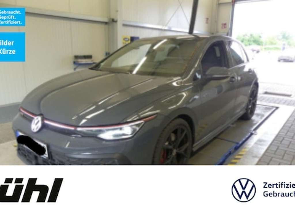 Volkswagen Golf 2024 Benzine