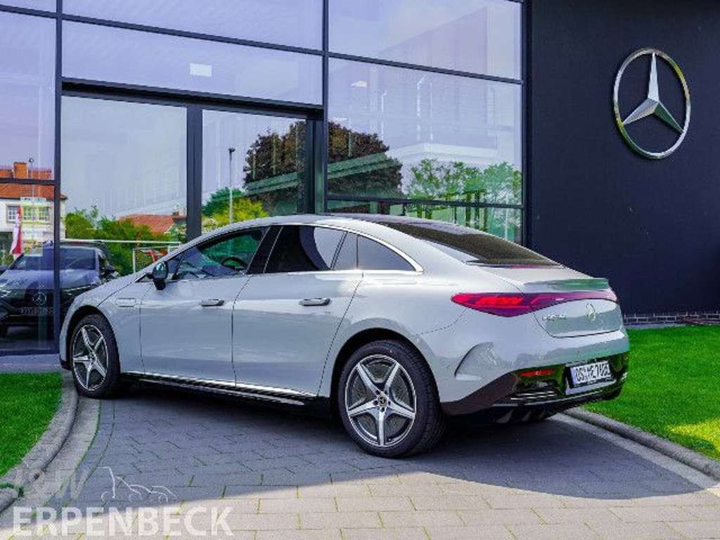 Mercedes-Benz EQE