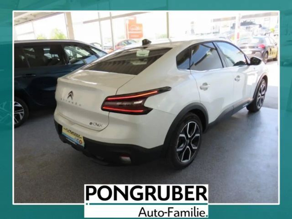Citroën Ë-C4 X