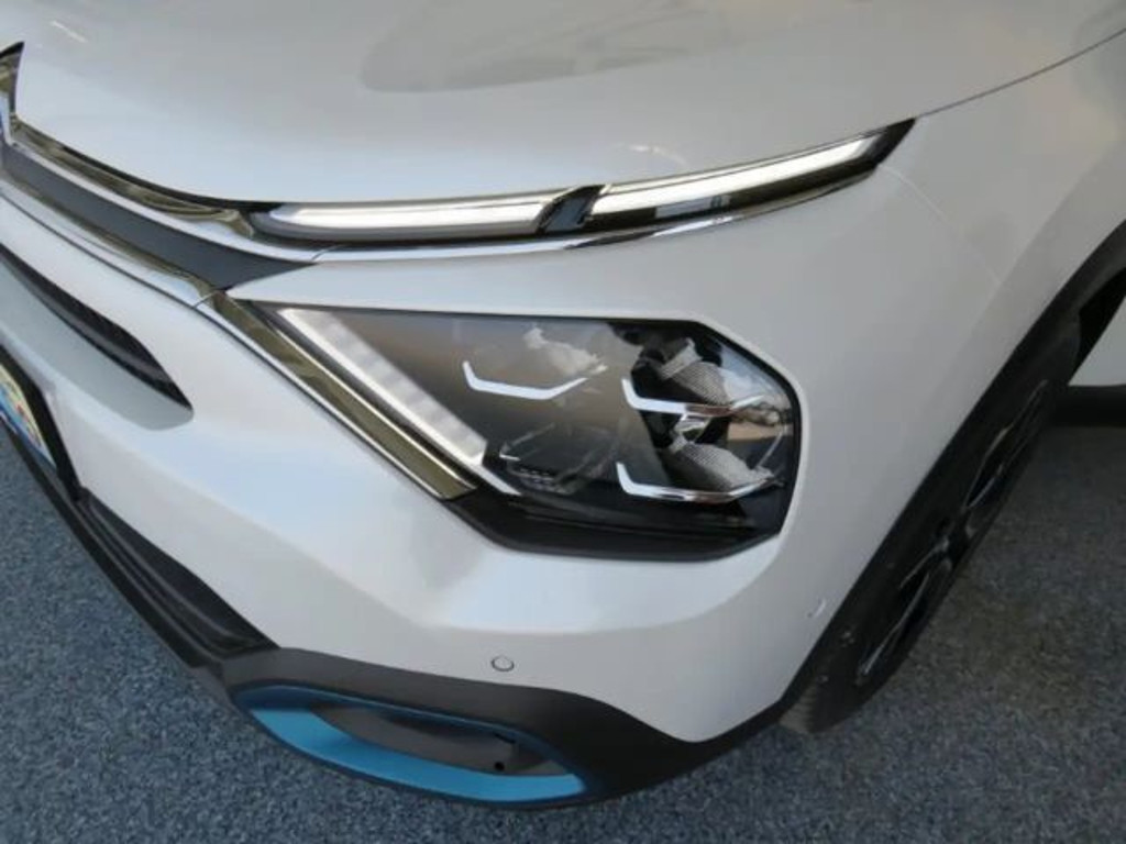 Citroën Ë-C4 X