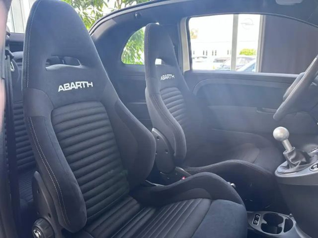 Abarth 695