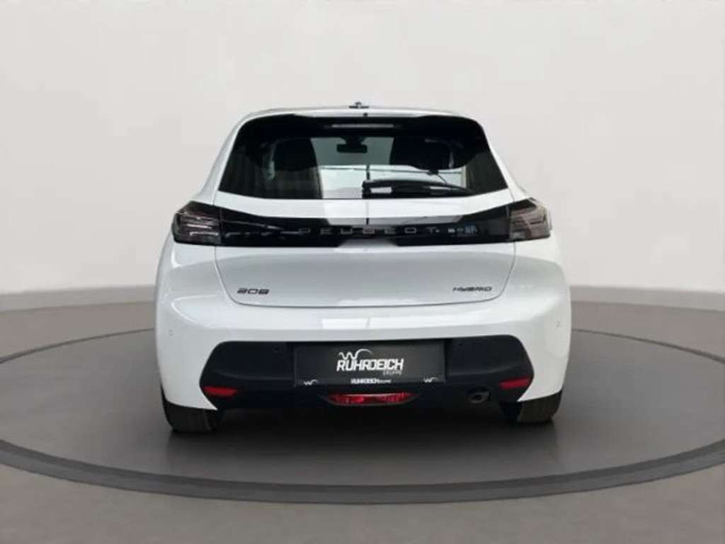 Peugeot e-208
