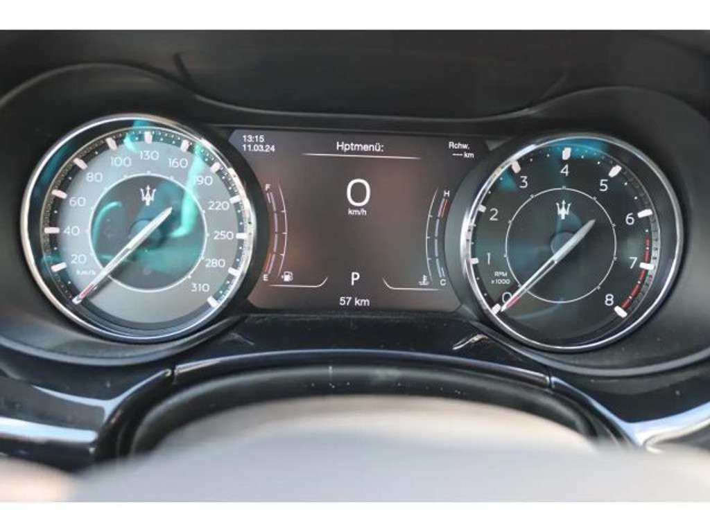 Maserati Quattroporte