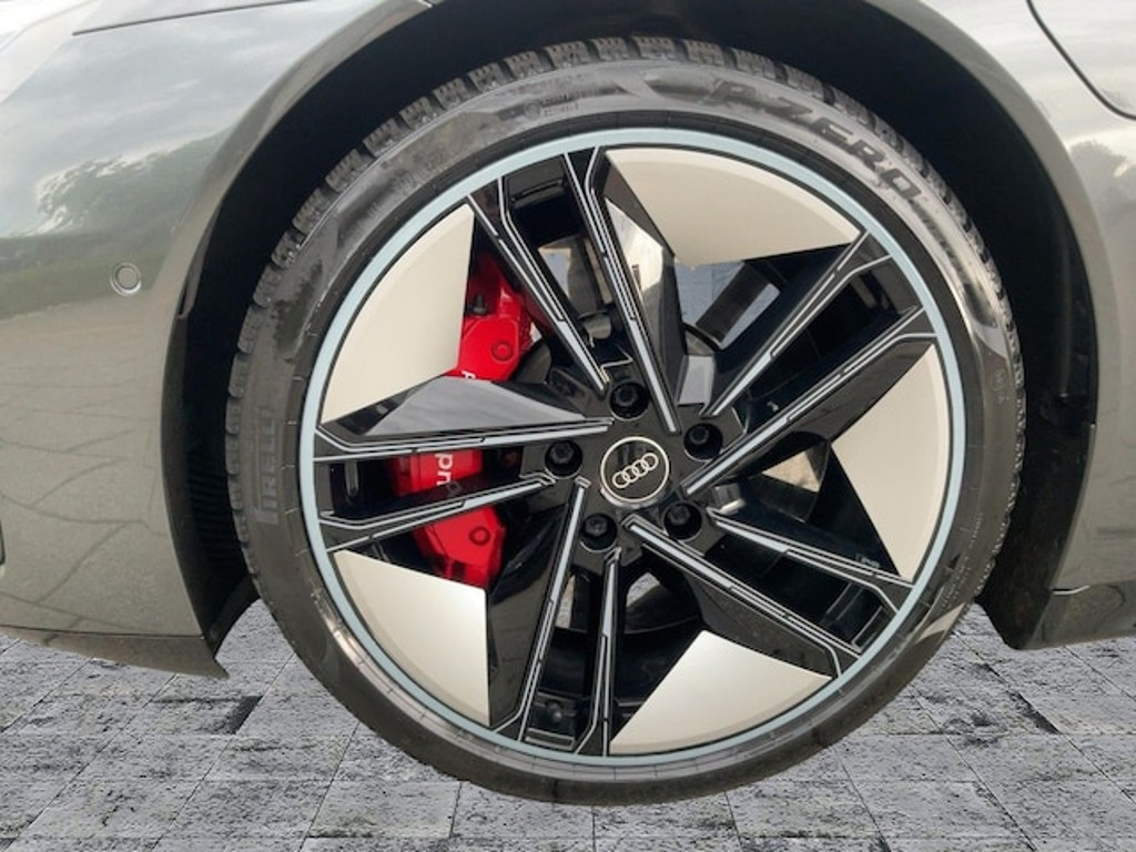 Audi RS e-tron GT