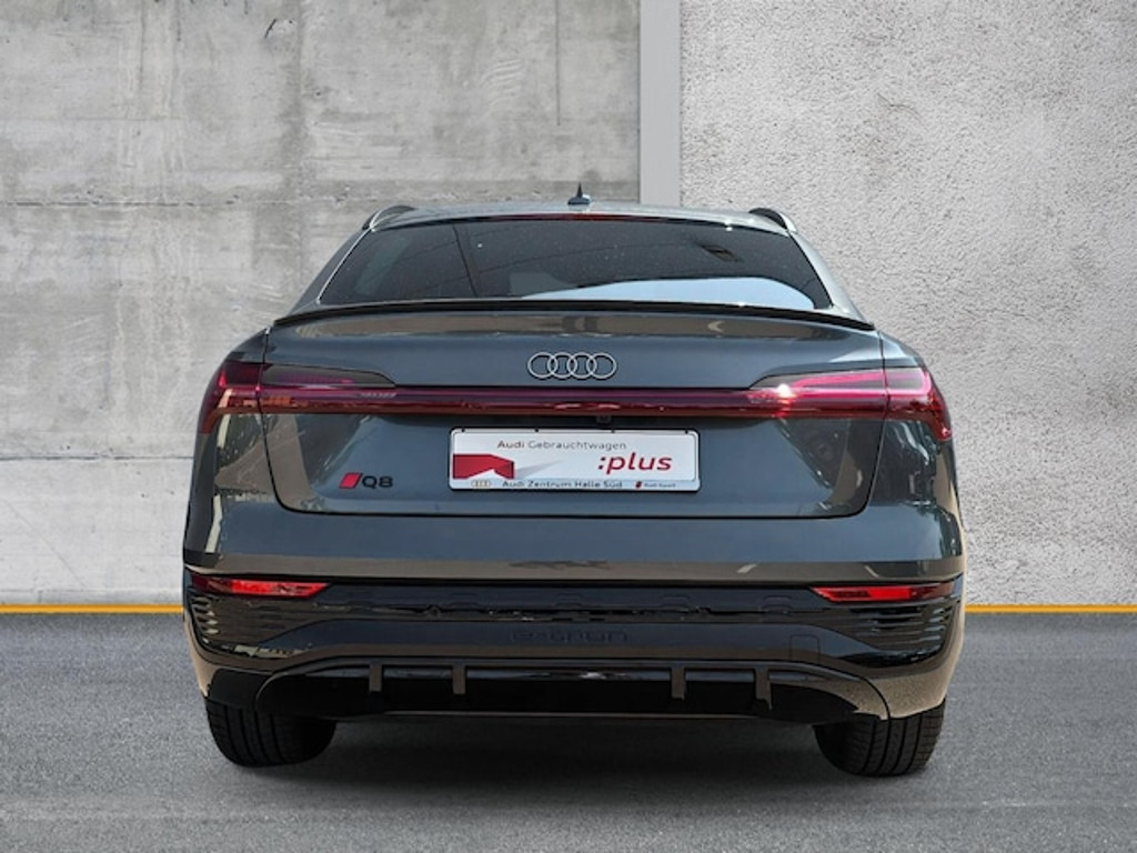 Audi Q8 e-tron
